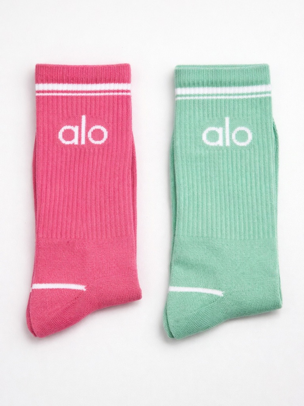 ALO Yoga Socks Bundle 2 Pair Pink and Mint Green Unisex Crew NWT Size L